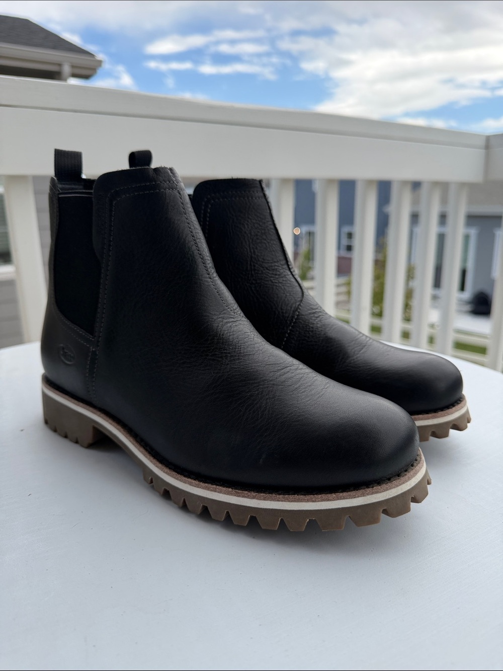 Chaco Fields Chelsea Waterproof Boot In Black-Sz 10.5